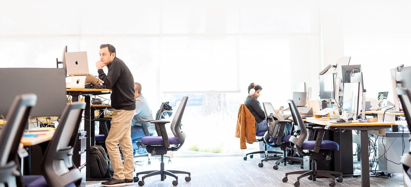 employee-row-interior-office